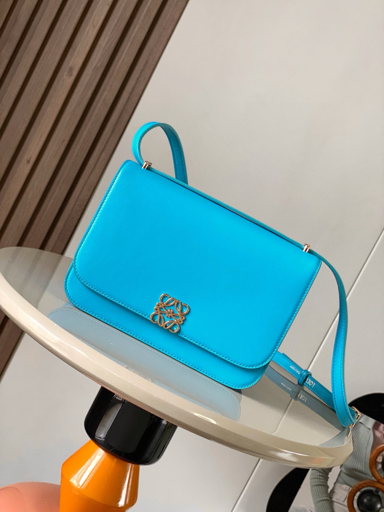 LW Goya Leather