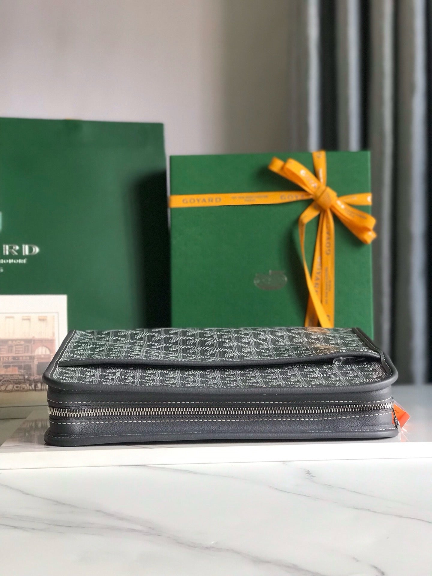 GYD Jouvence Toiletry Bag