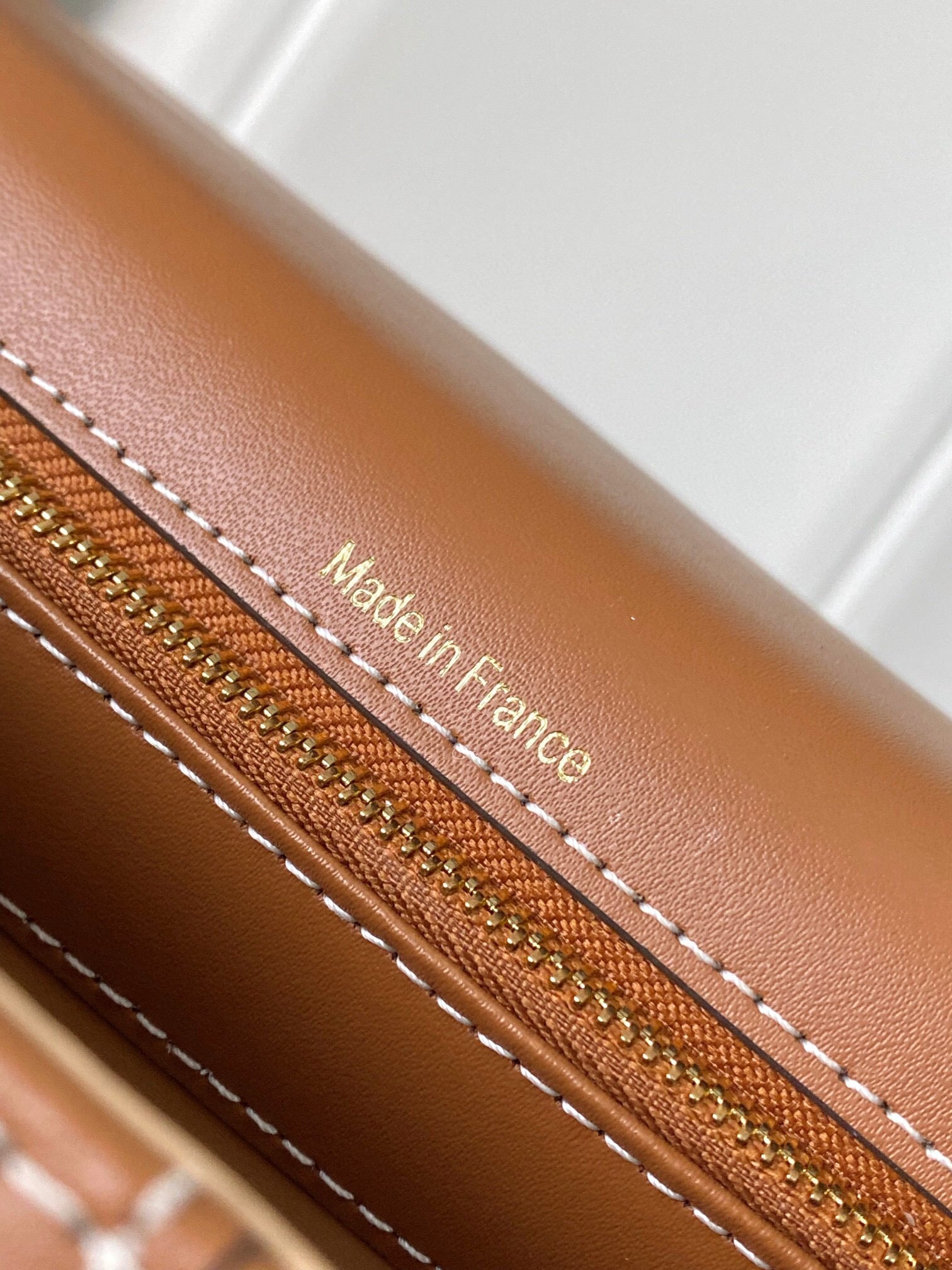 DLV Sling Bag