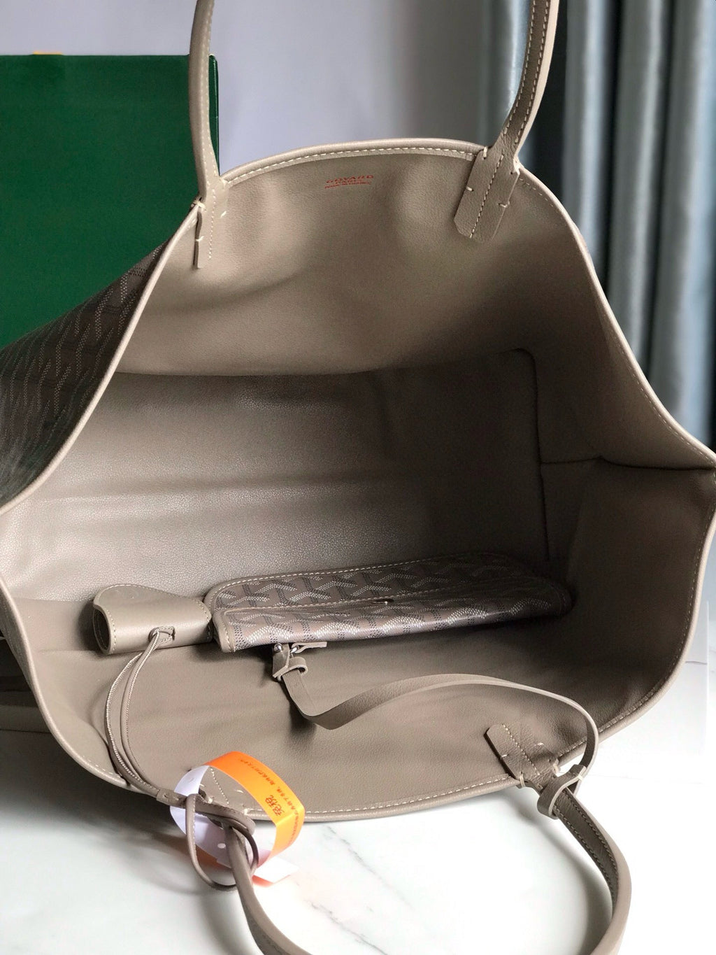 GYD Reversible Anjou