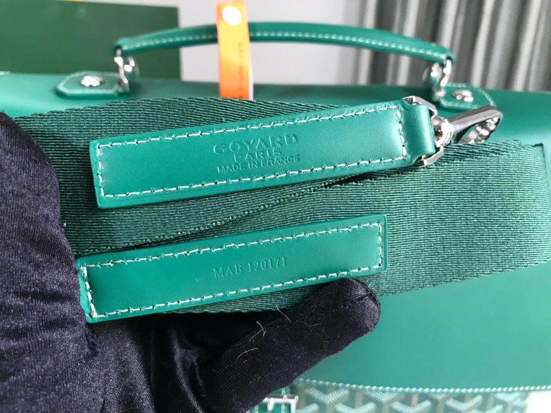 GYD Messenger Bag