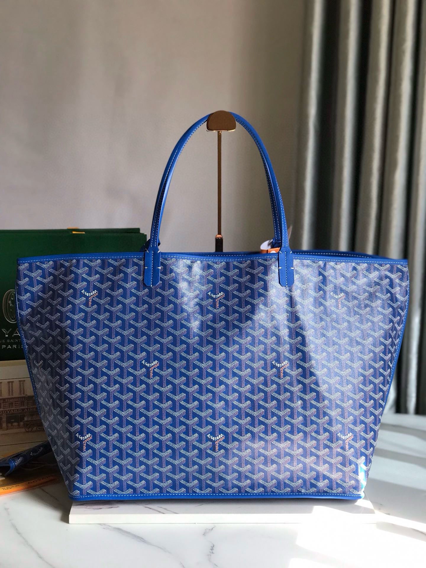 GYD Reversible Anjou