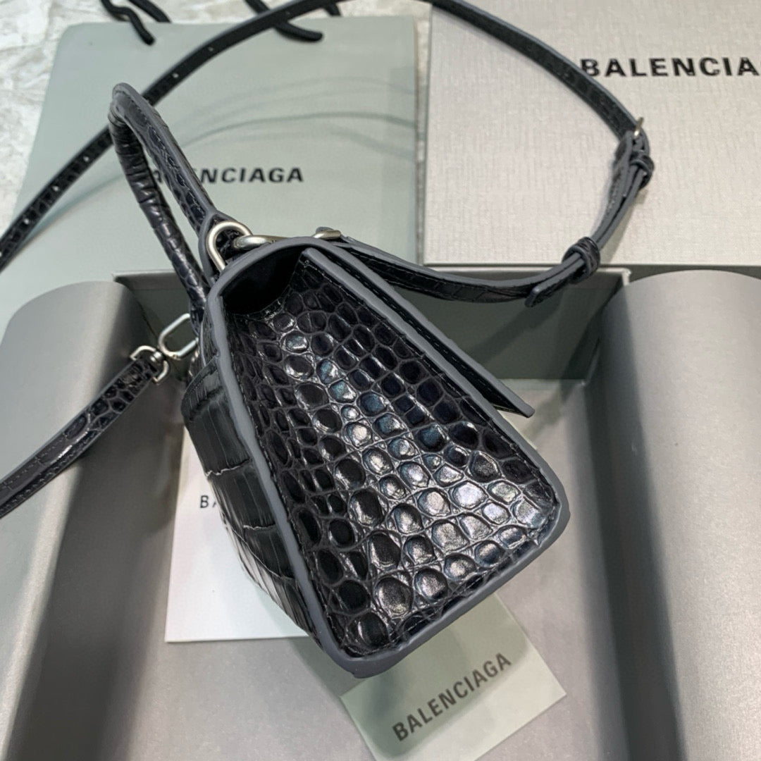 BLC Hourglass Mini