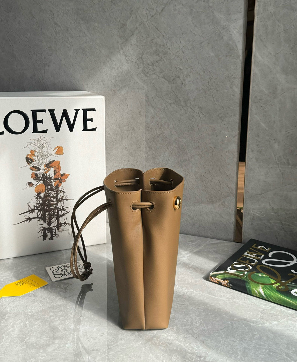 LW Pebble Leather