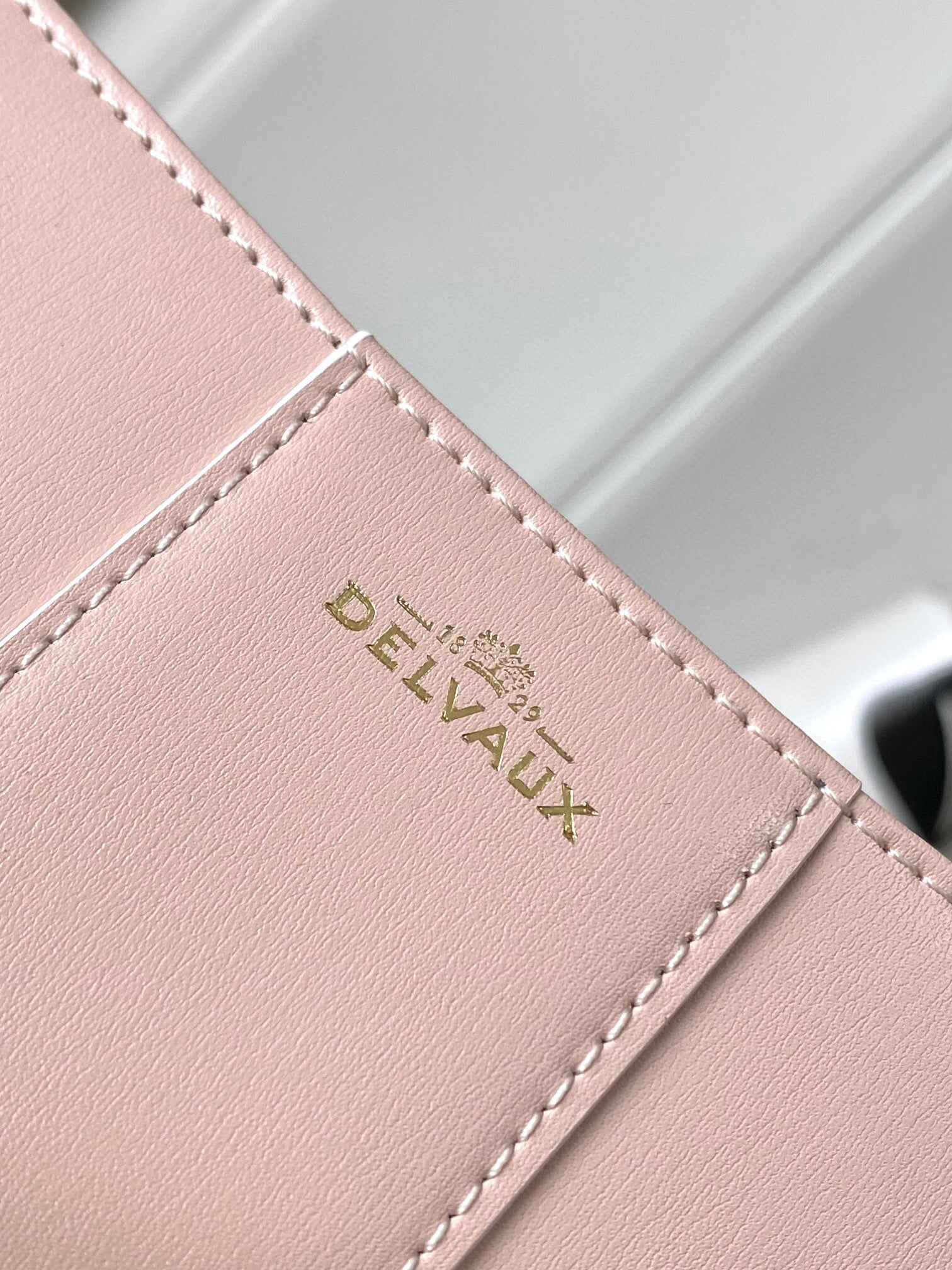 DLV Sling Bag