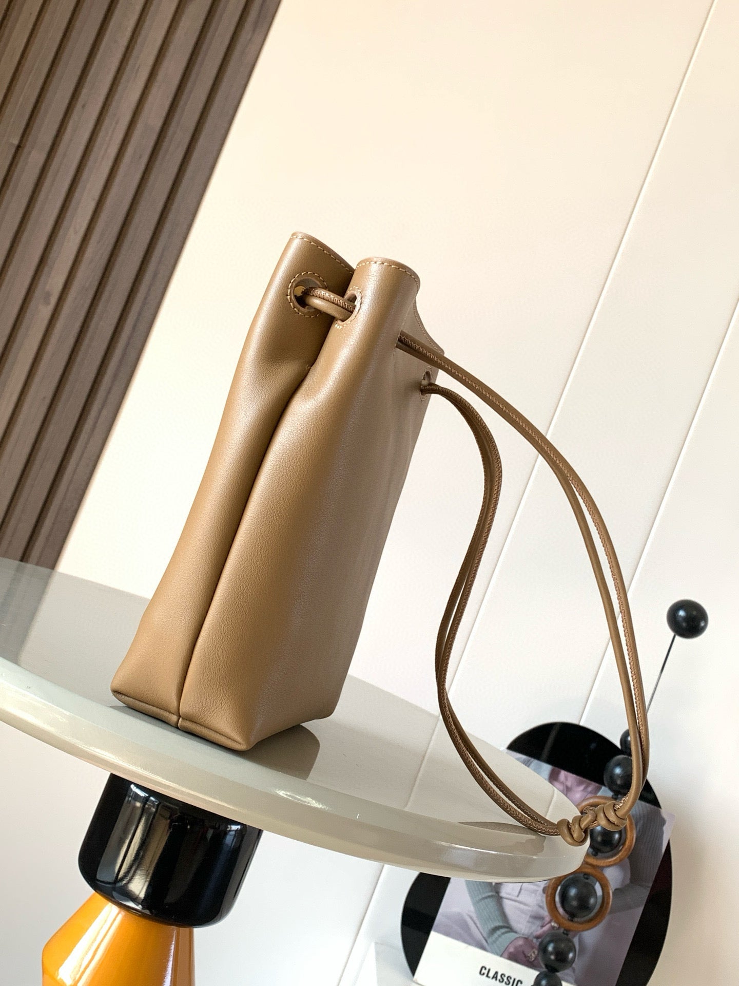 LW Pebble Leather