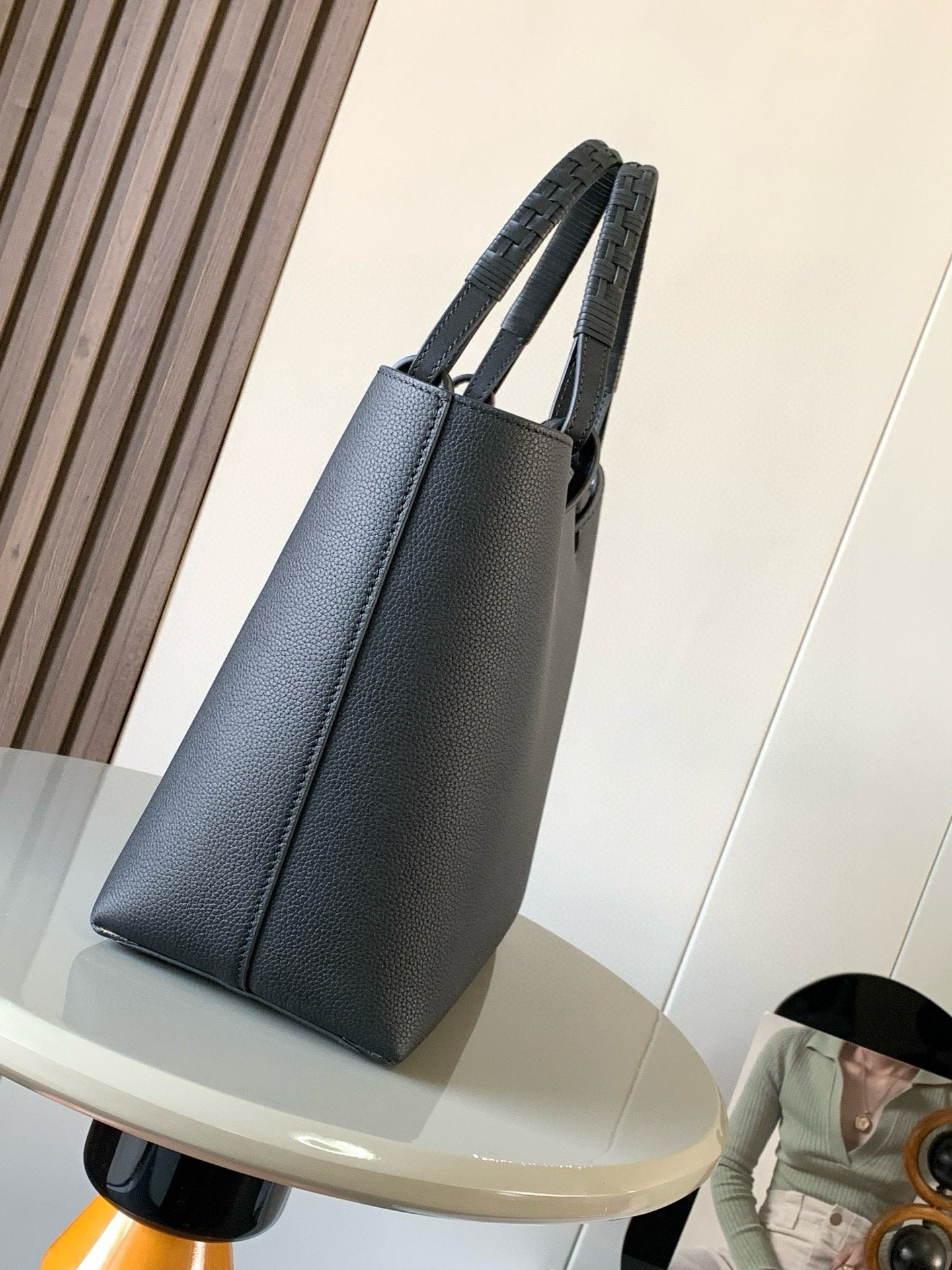LW Anagram Tote
