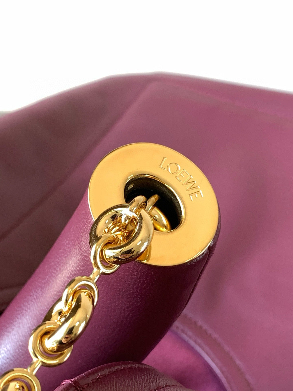 LW Squeeze Leather
