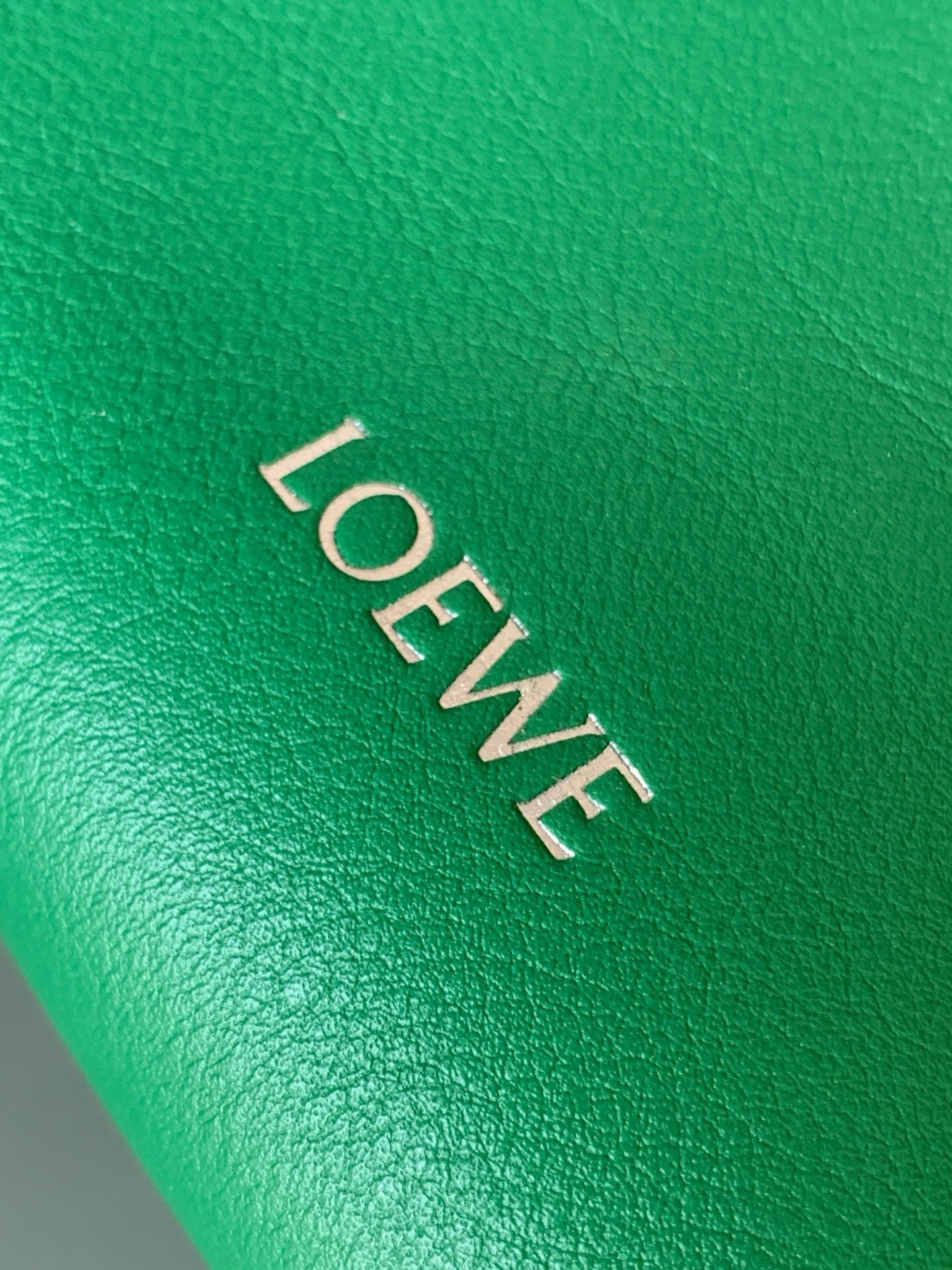LW Pebble Leather