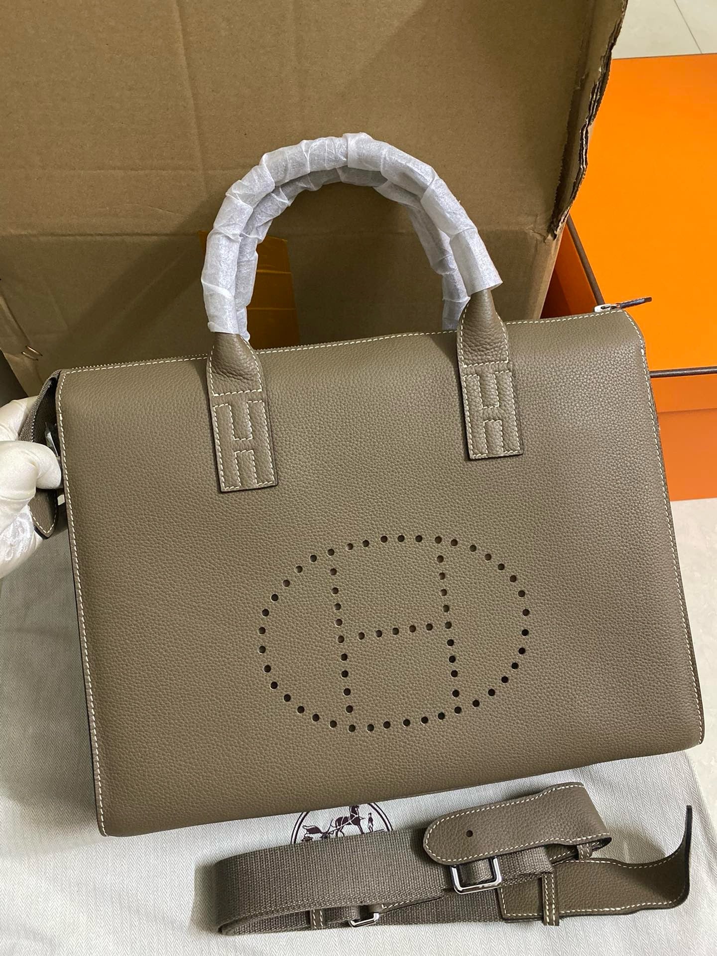 HMS Briefcase