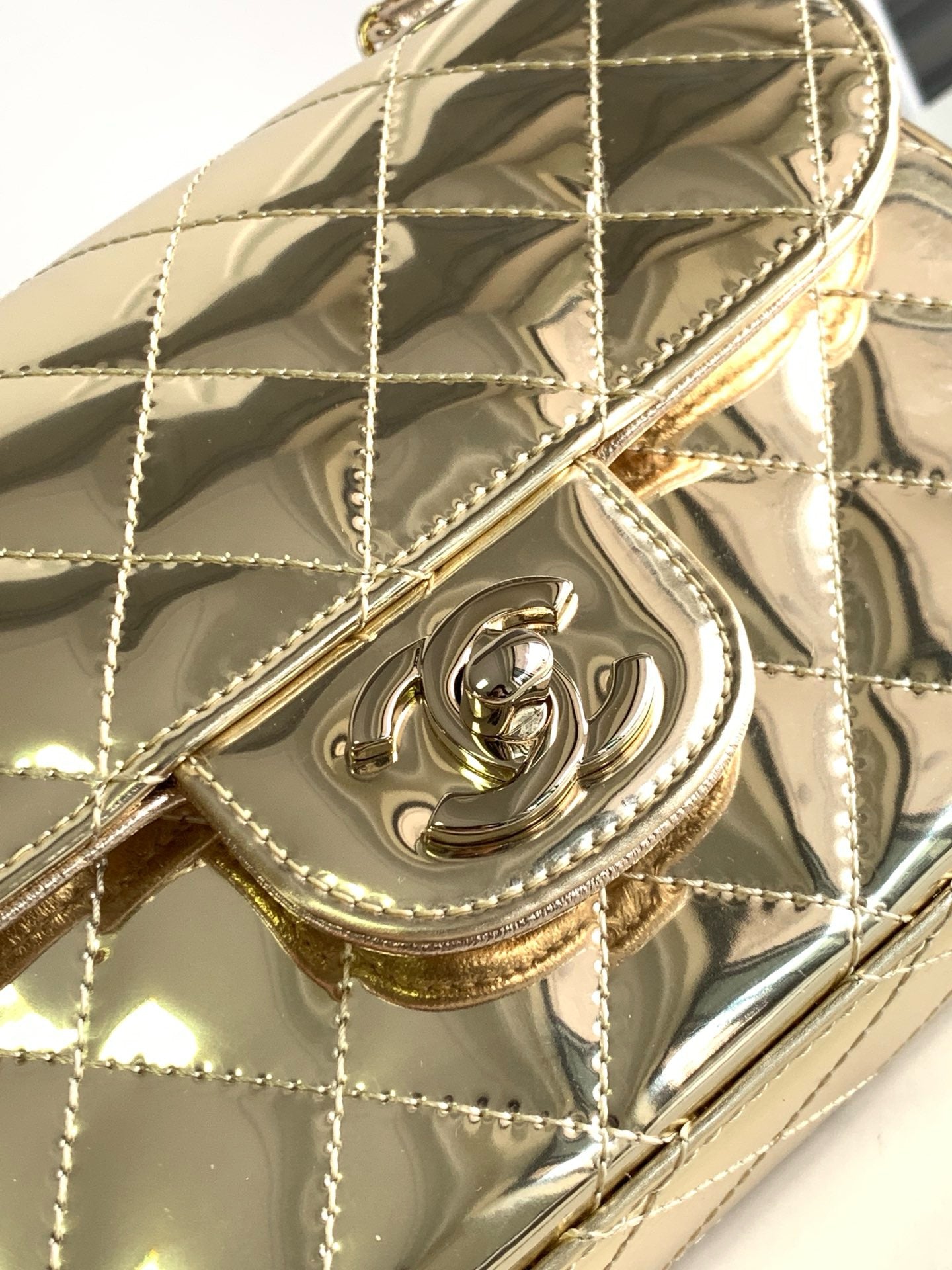CNL 24C Flap Mini Bag