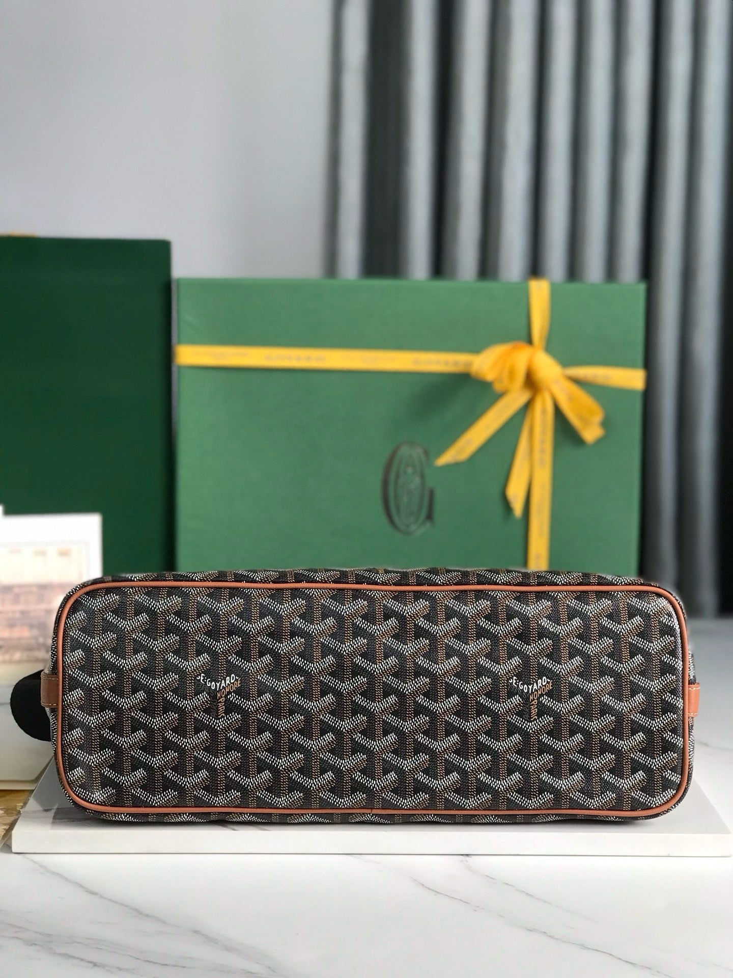GYD Messenger Bag