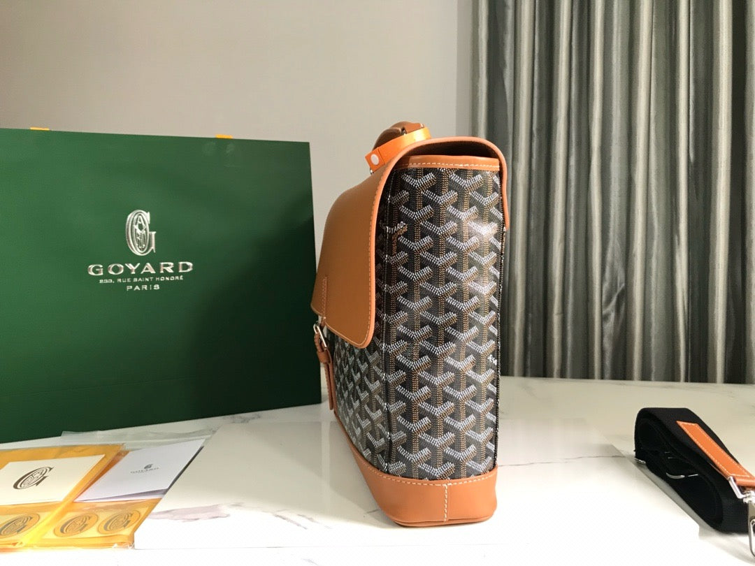 GYD Messenger Bag