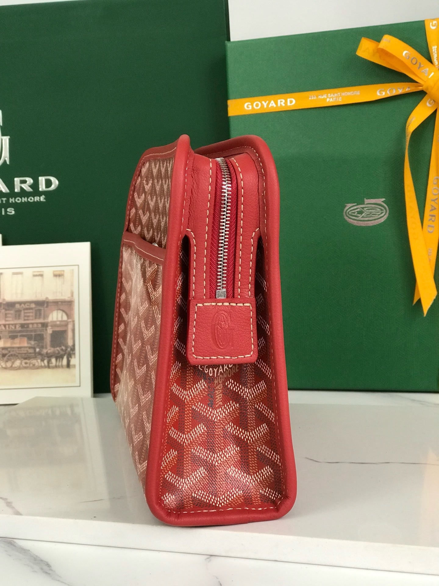 GYD Jouvence Toiletry Bag