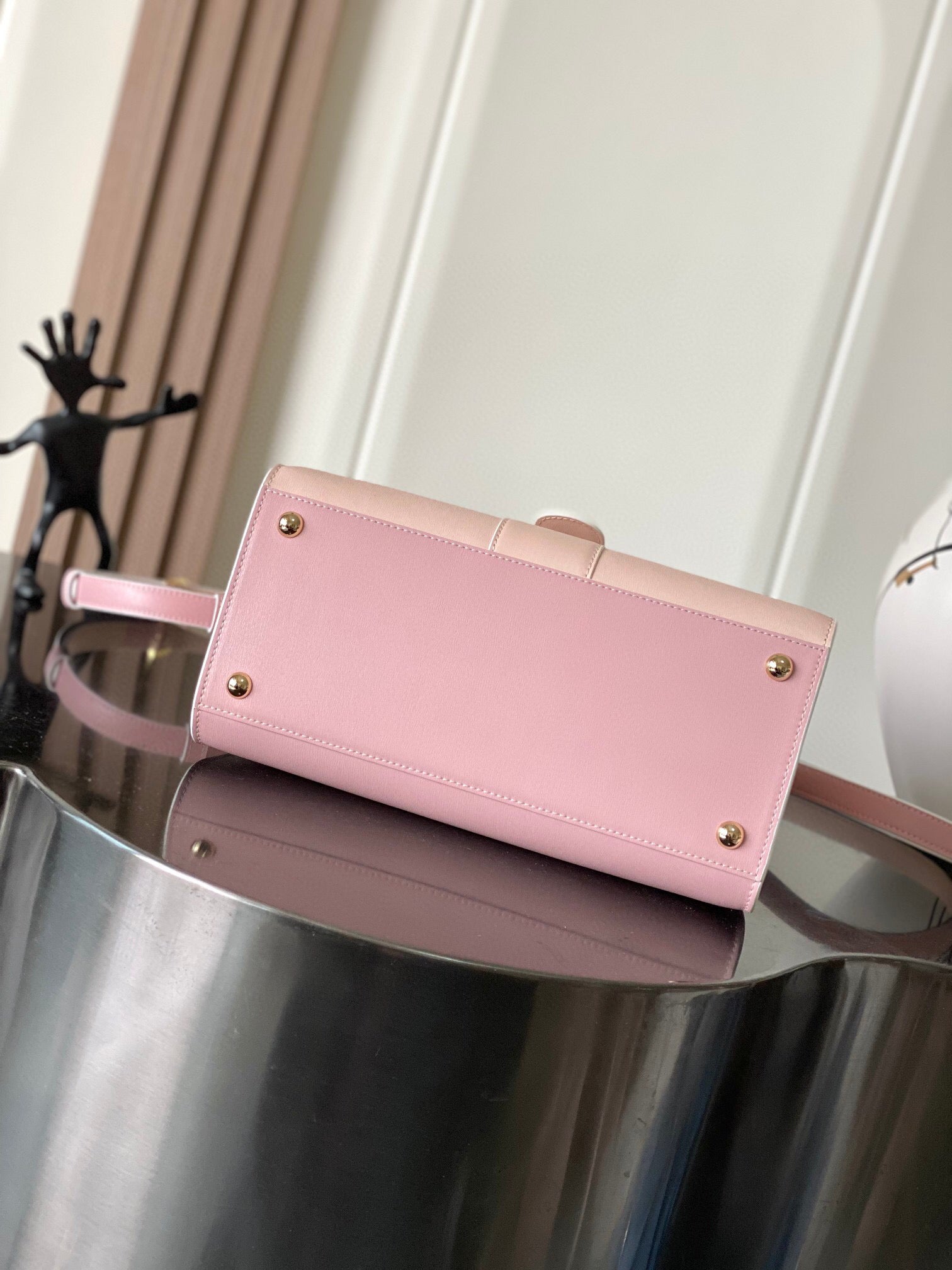 DLV Sling Bag
