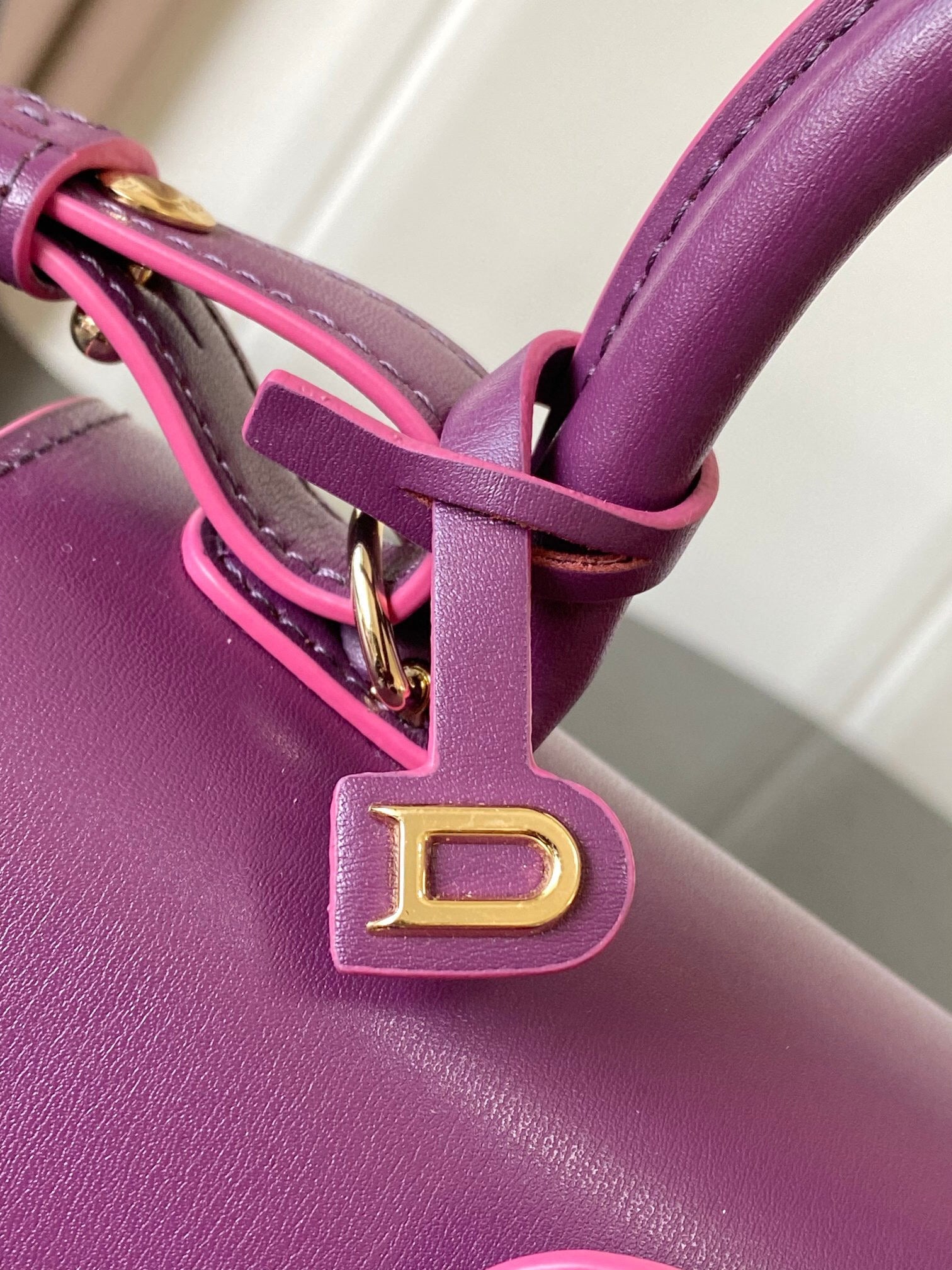 DLV Sling Bag