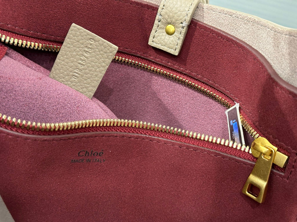 CHL Marcie Hobo
