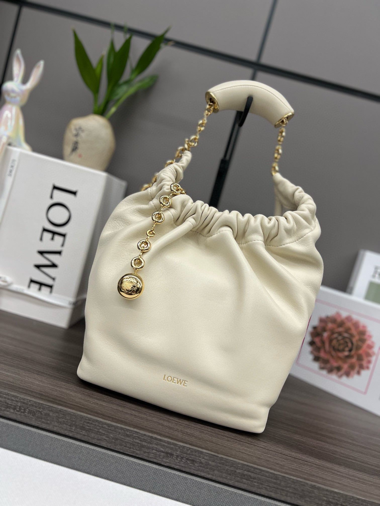 LW Squeeze Purse