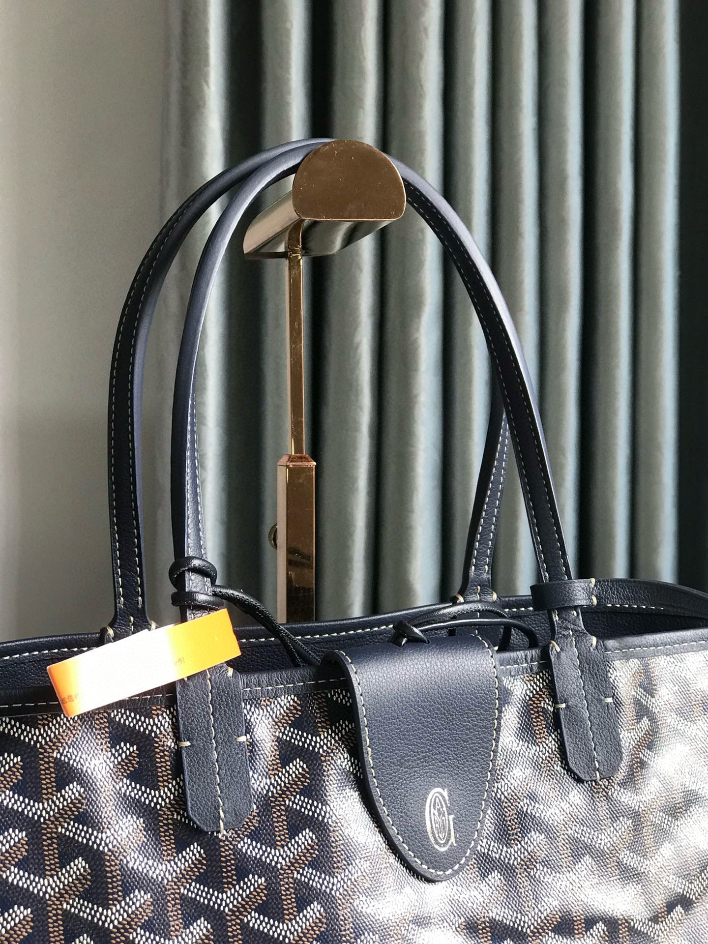 GYD Reversible Anjou