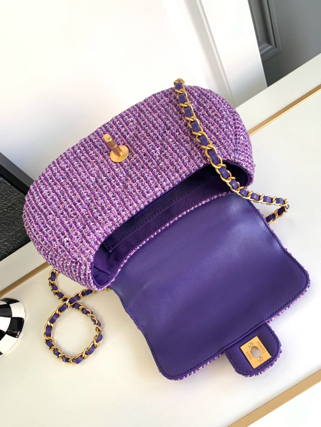 CNL 24C Coco Carry Me Handbag