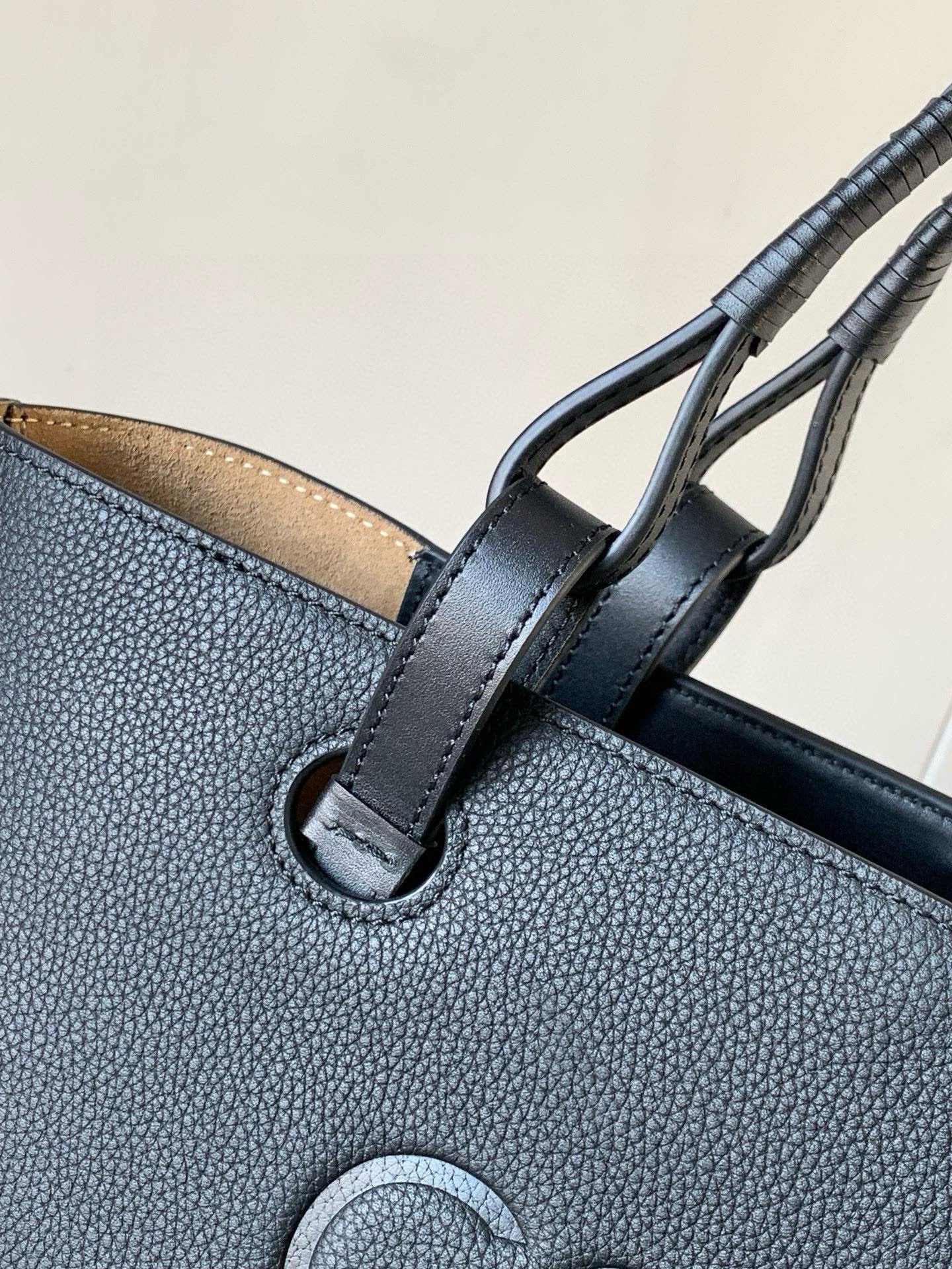 LW Anagram Tote