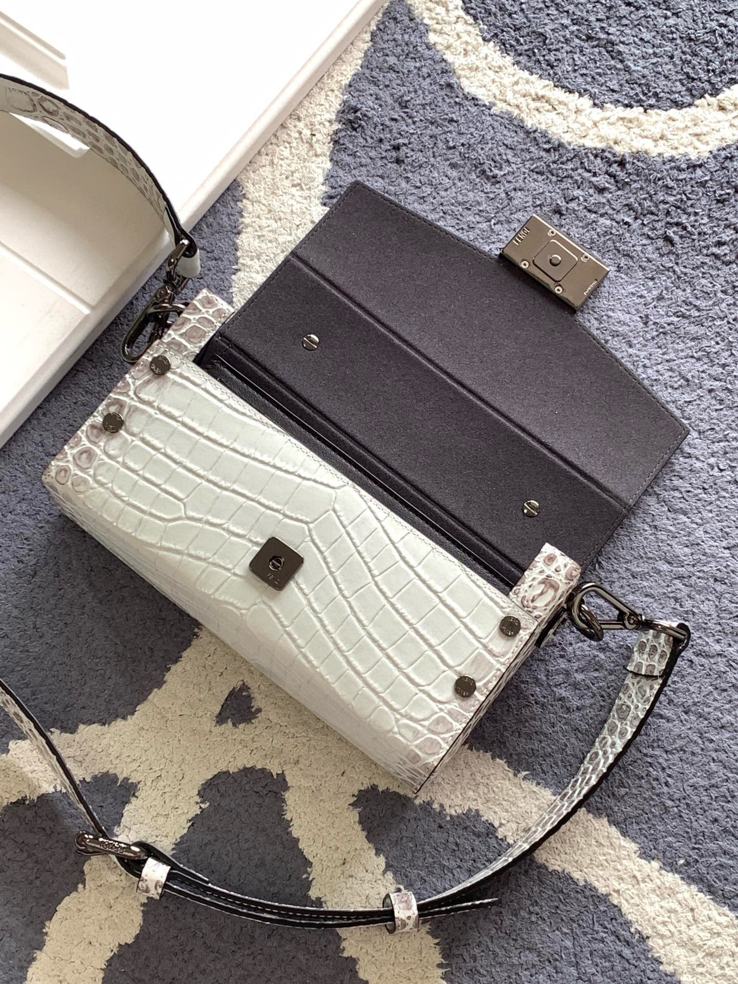 FD Baguette Soft Trunk