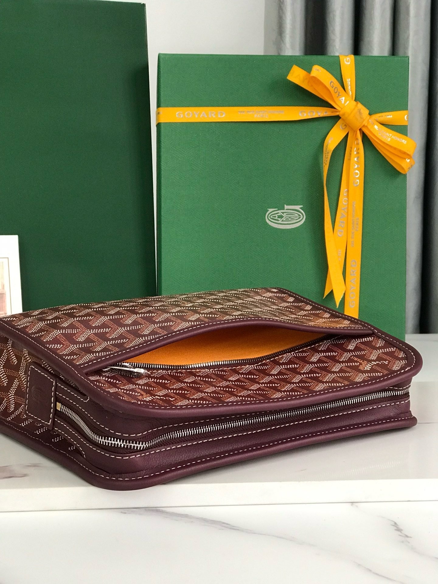 GYD Jouvence Toiletry Bag