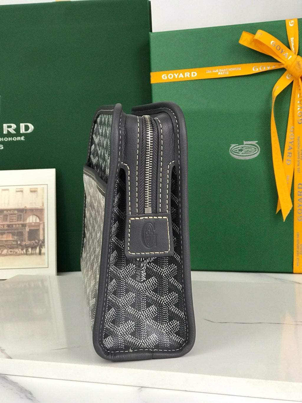 GYD Jouvence Toiletry Bag