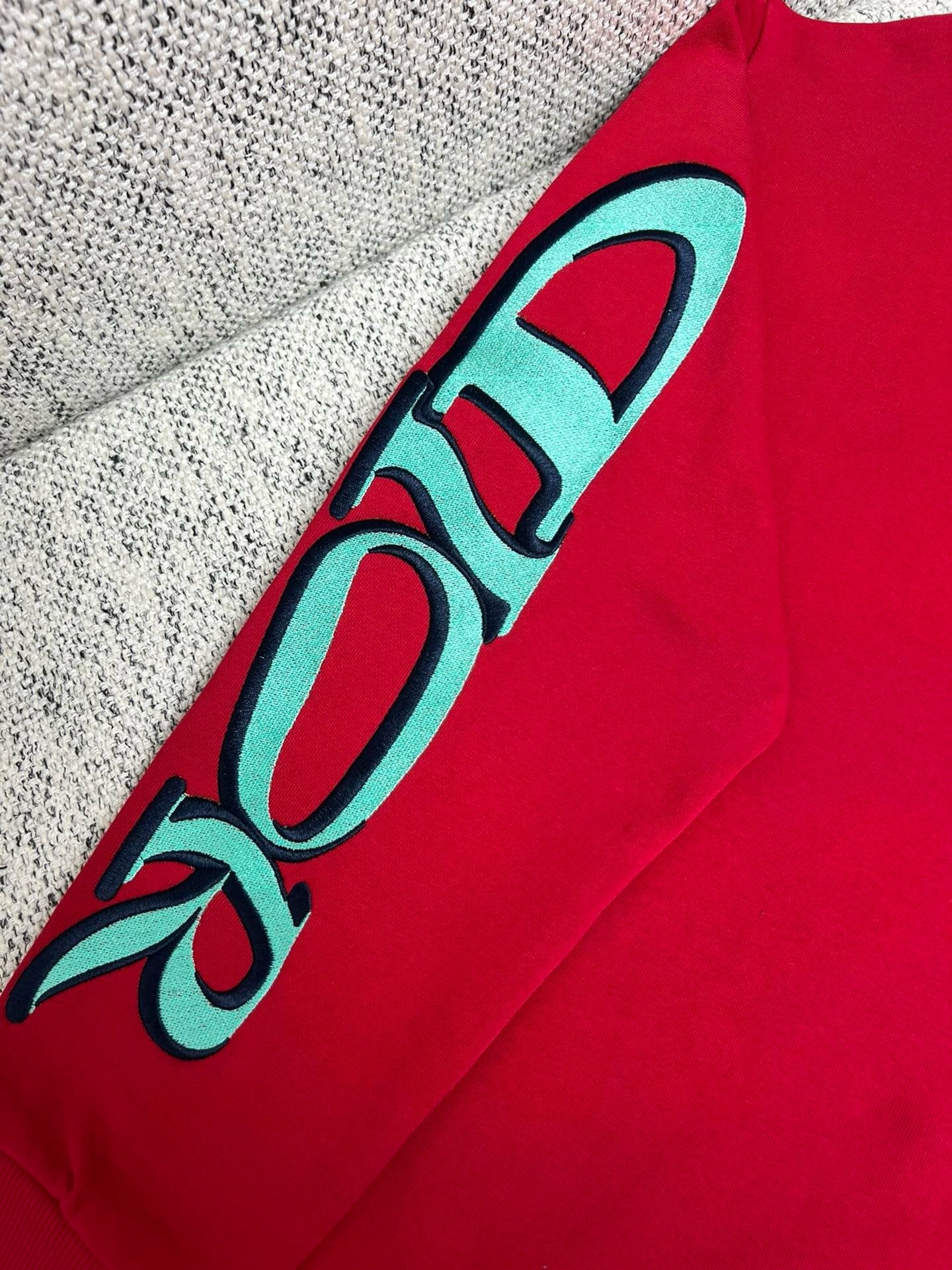 CD Sweater
