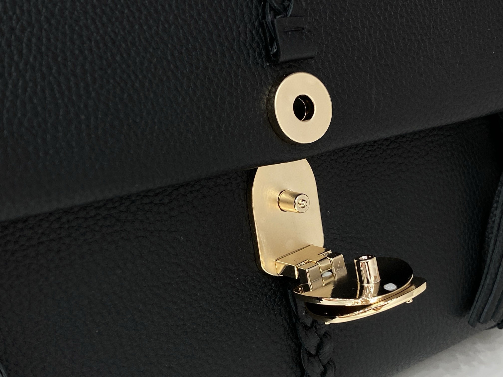 CHL Penelope Shoulder Bag