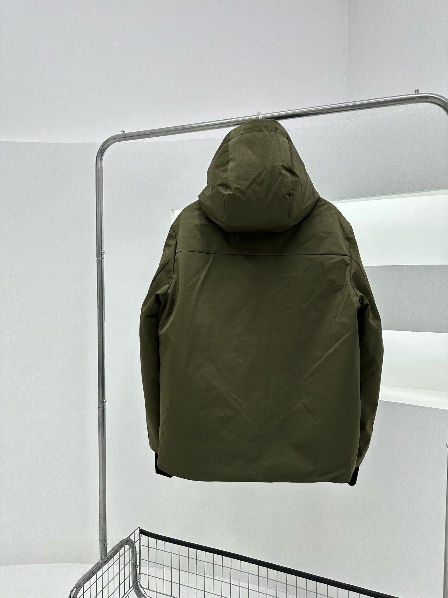 MNC Windbreaker