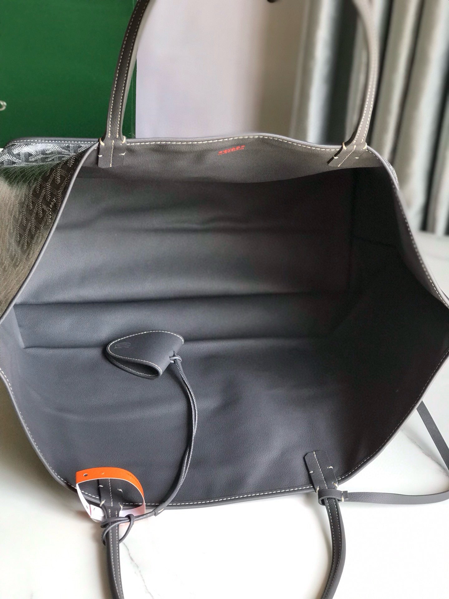 GYD Reversible Anjou