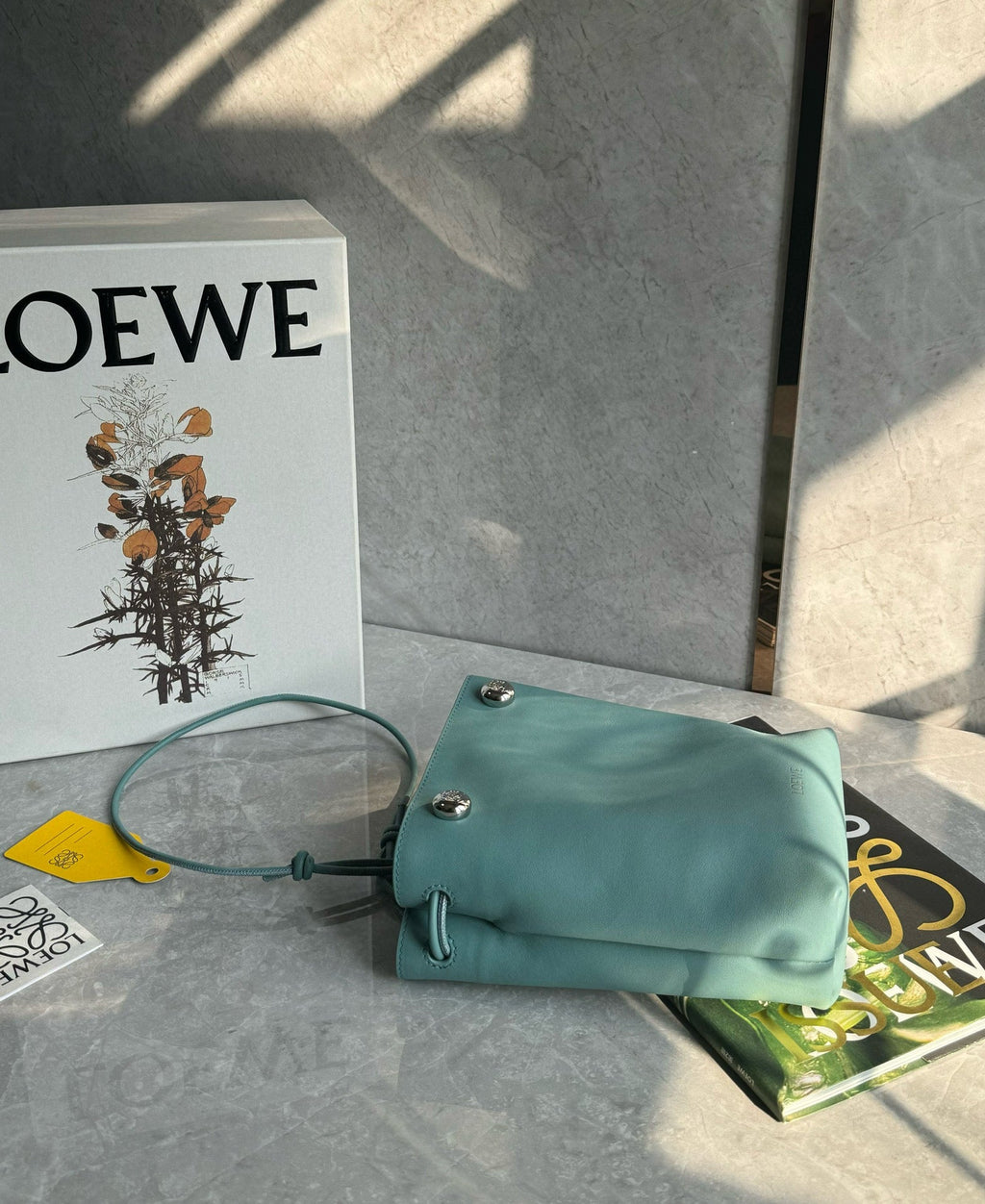 LW Pebble Leather