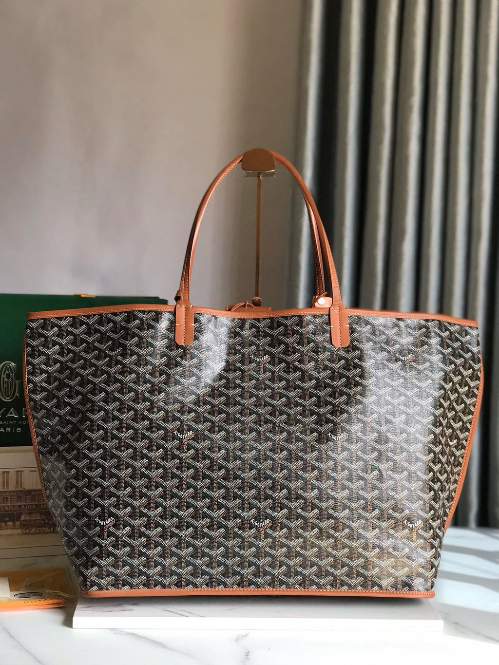GYD Reversible Anjou