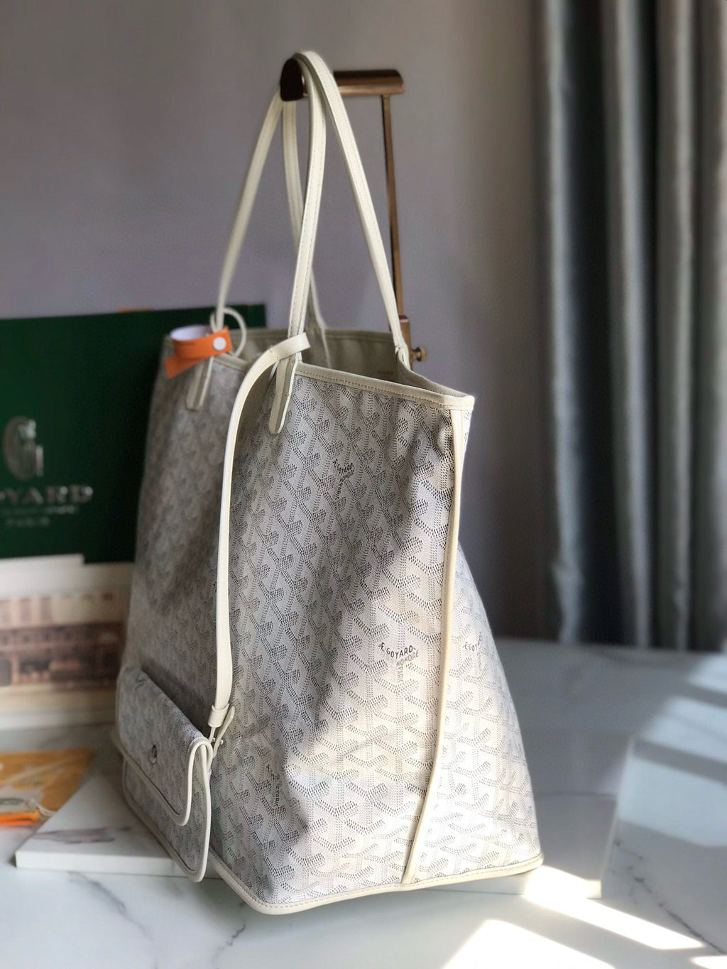 GYD Reversible Anjou