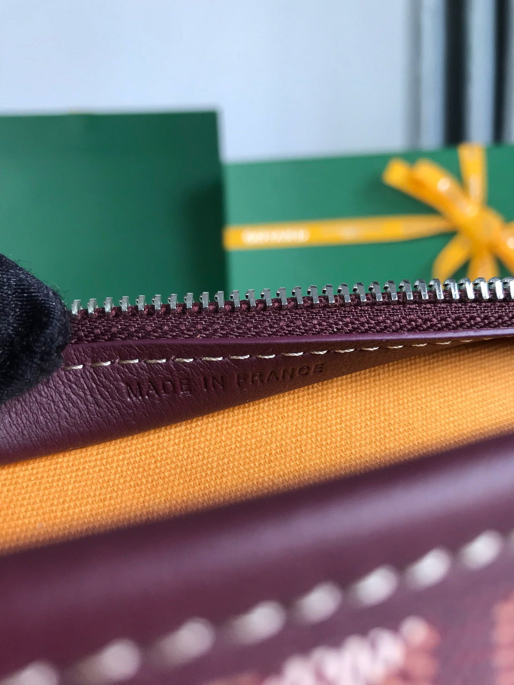 GYD Jouvence Toiletry Bag