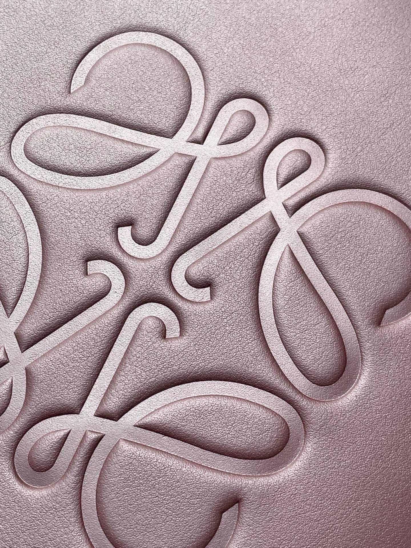 LW Anagram Tote