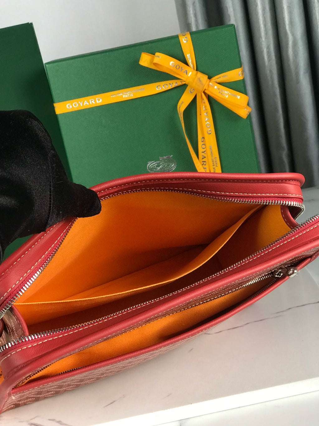 GYD Jouvence Toiletry Bag