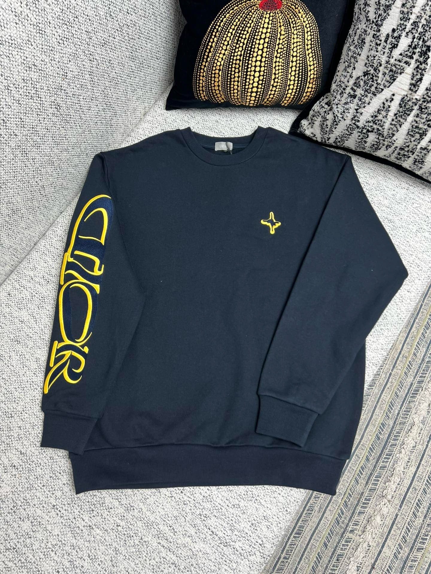 CD Sweater