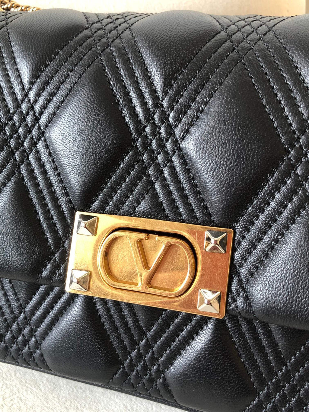 VLT Sling Bag
