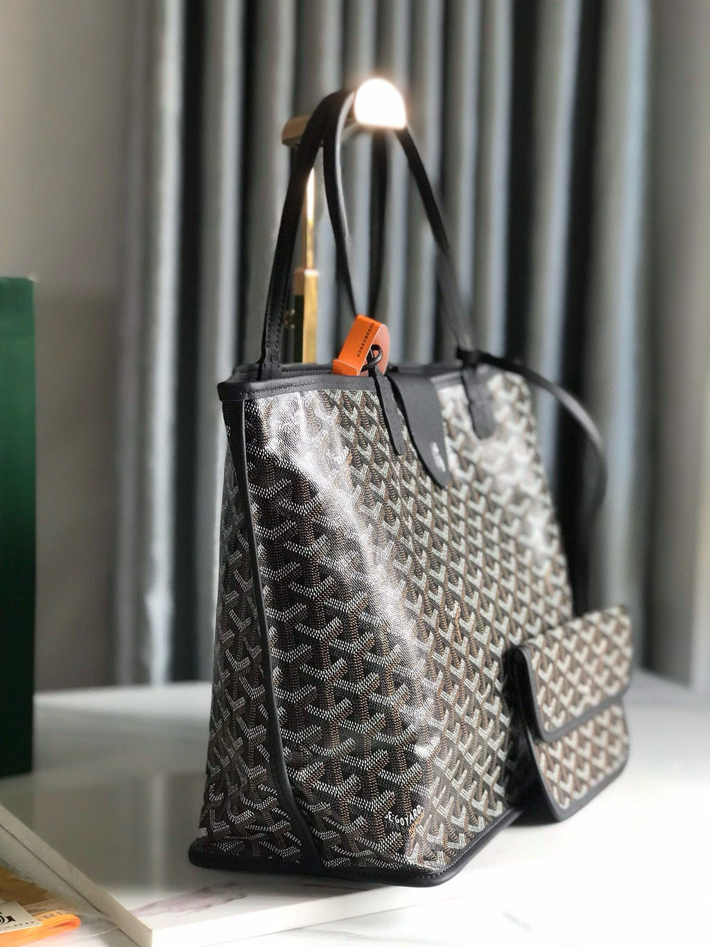 GYD Reversible Anjou
