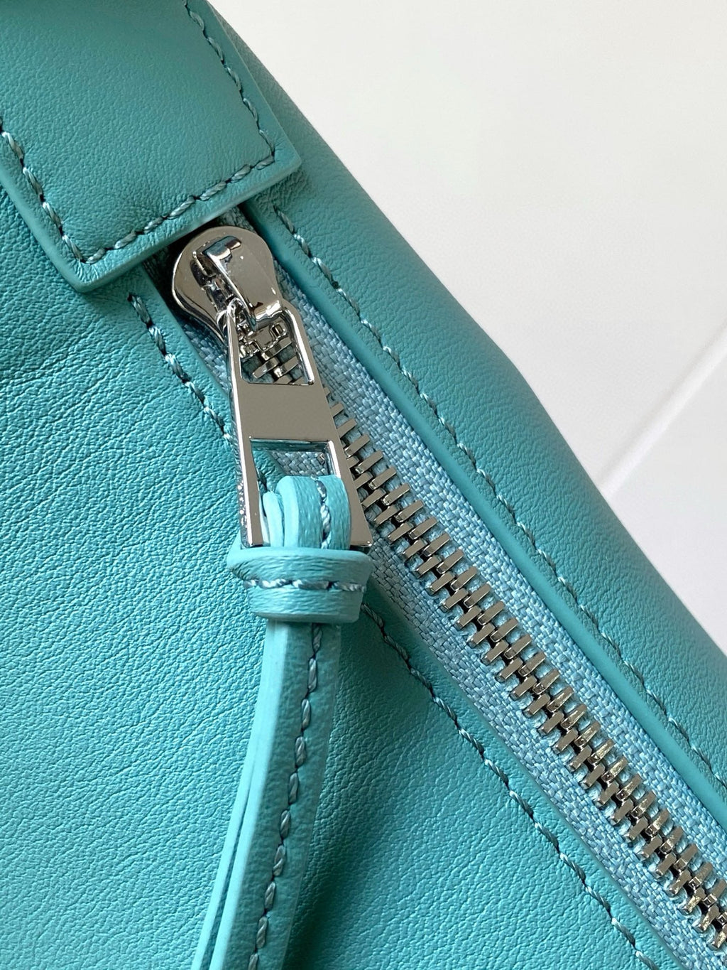 LW Crossbody Bag