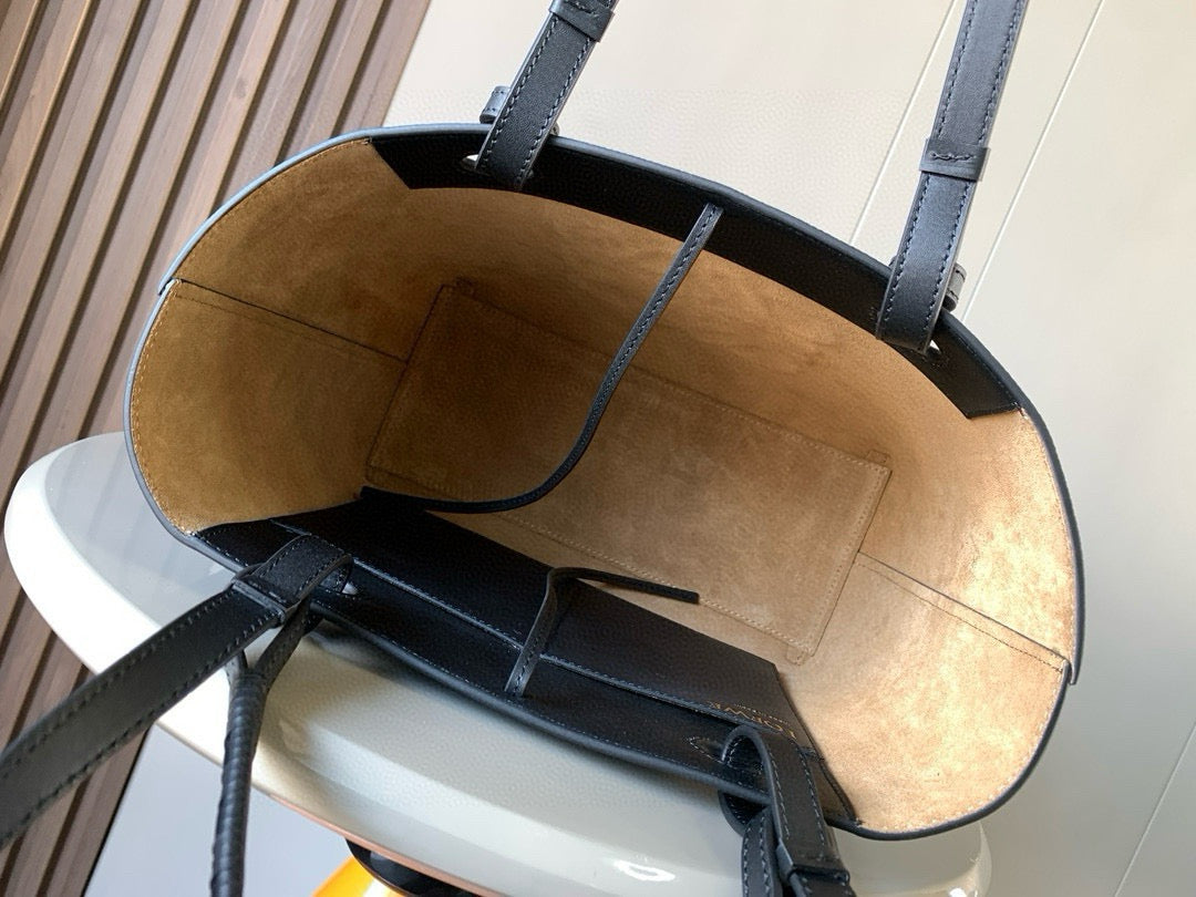 LW Anagram Tote
