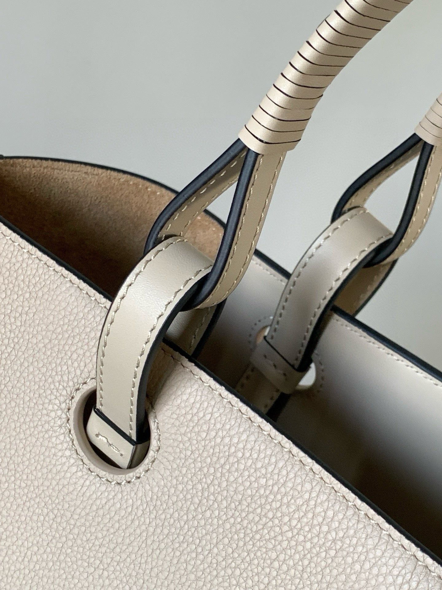 LW Anagram Tote