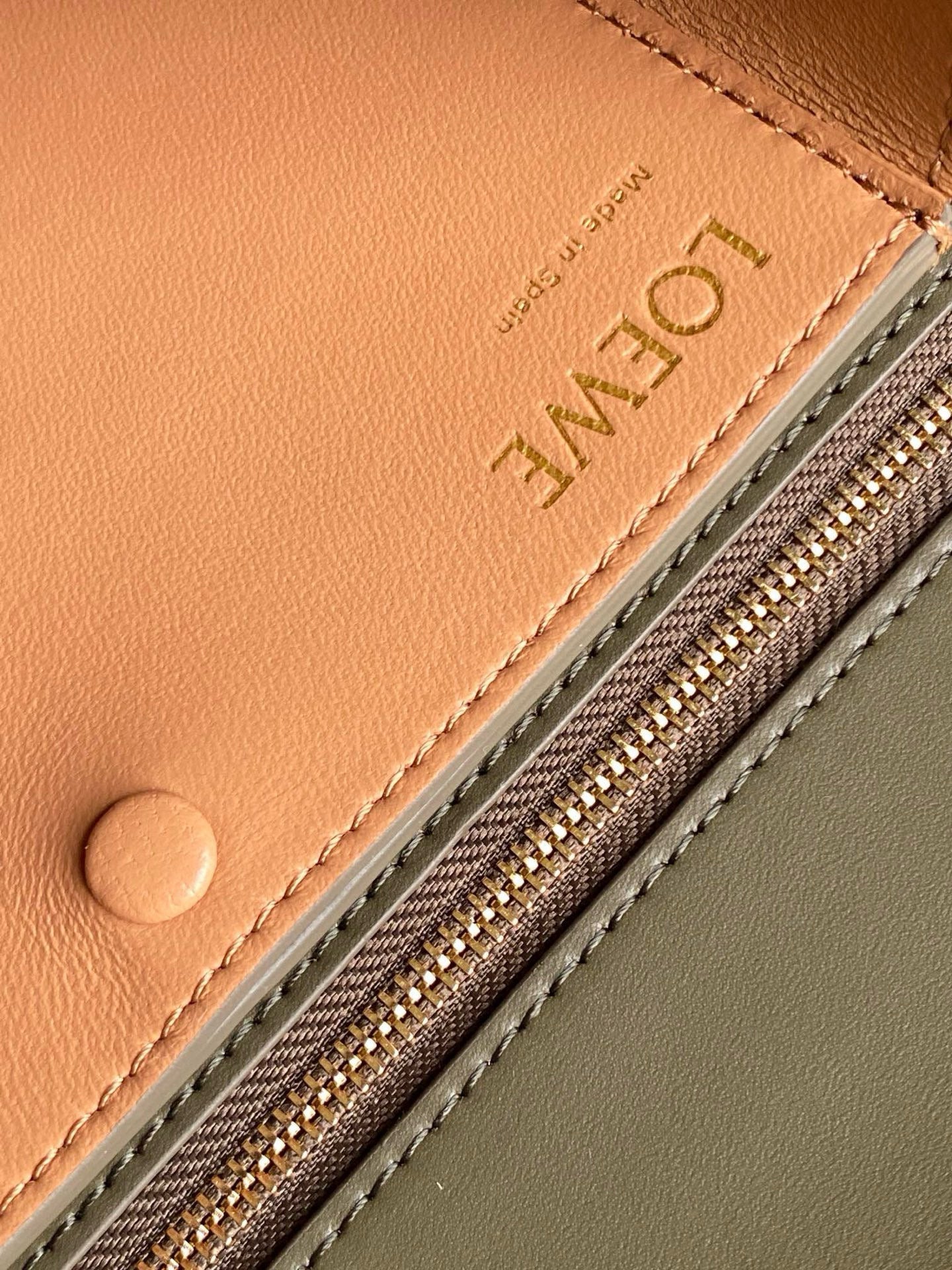 LW Goya Leather