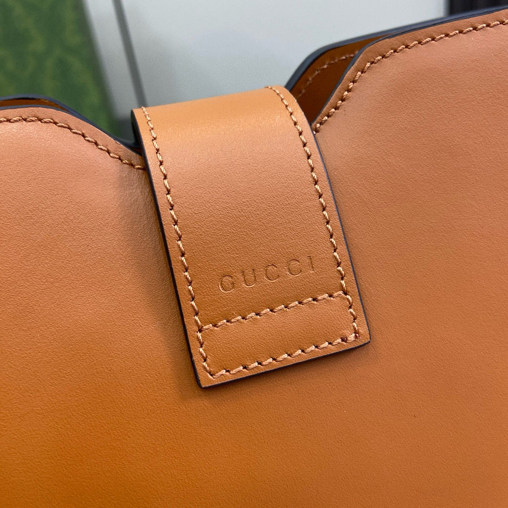 GC Shoulder Bag