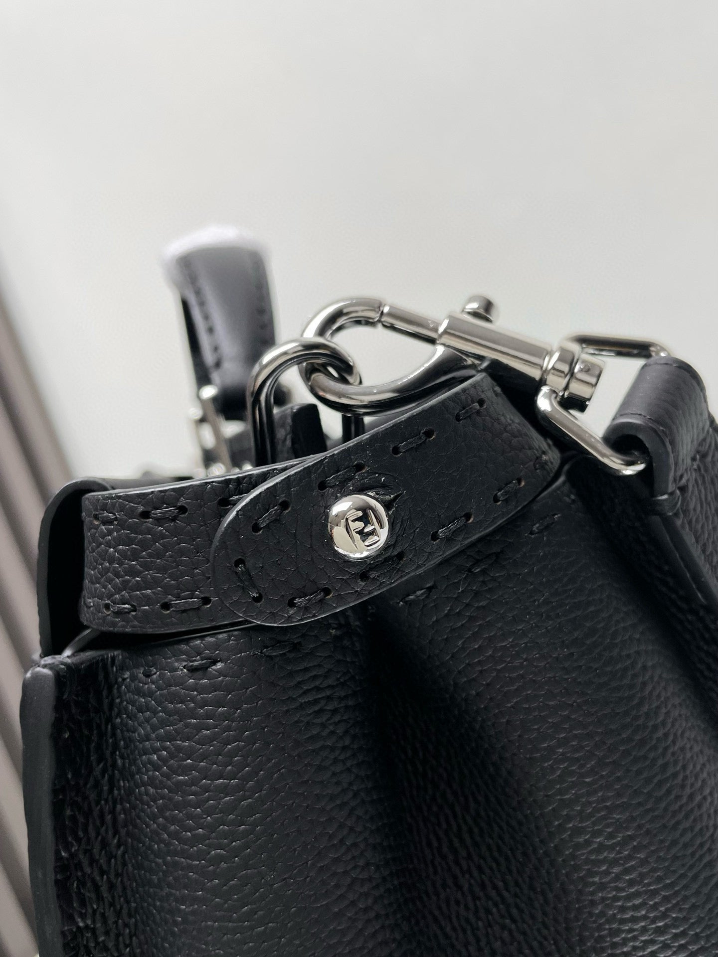 FD Peekaboo Bag