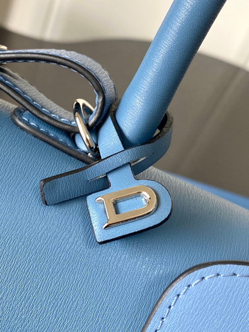 DLV Sling Bag