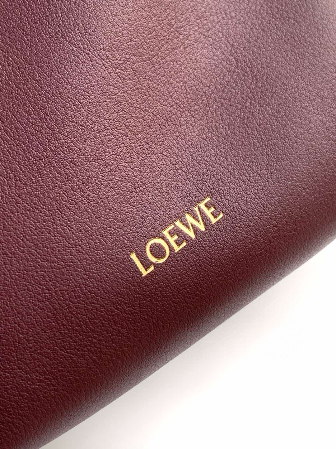 LW Pebble Leather