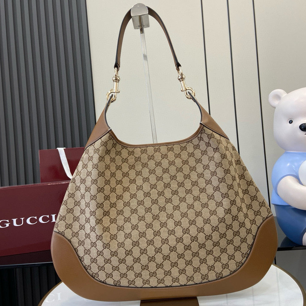 GC Shoulder Bag